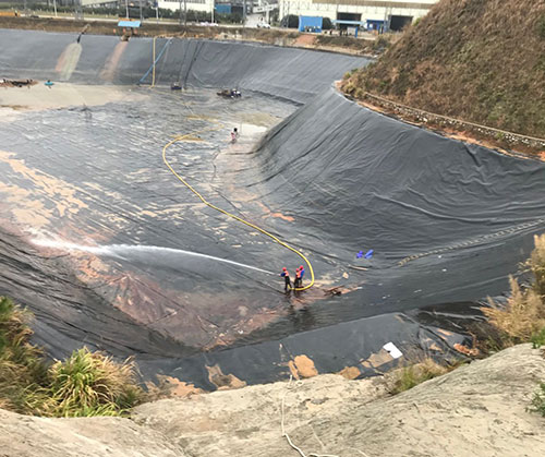 旌阳废水池清理